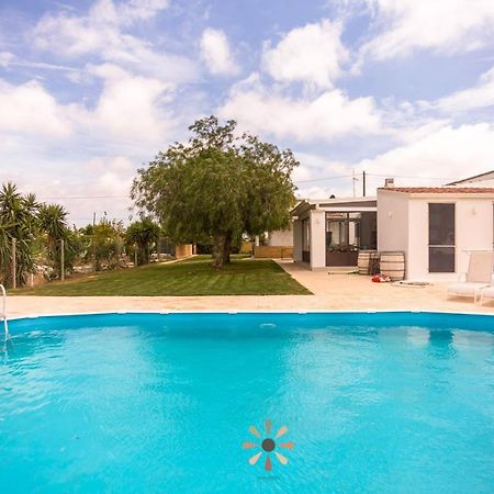 Agriturismo Tenuta Margherita Torre Lapillo Kültér fotó
