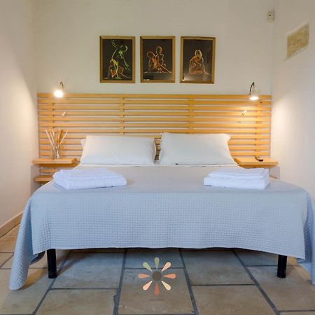 Agriturismo Tenuta Margherita Torre Lapillo Kültér fotó