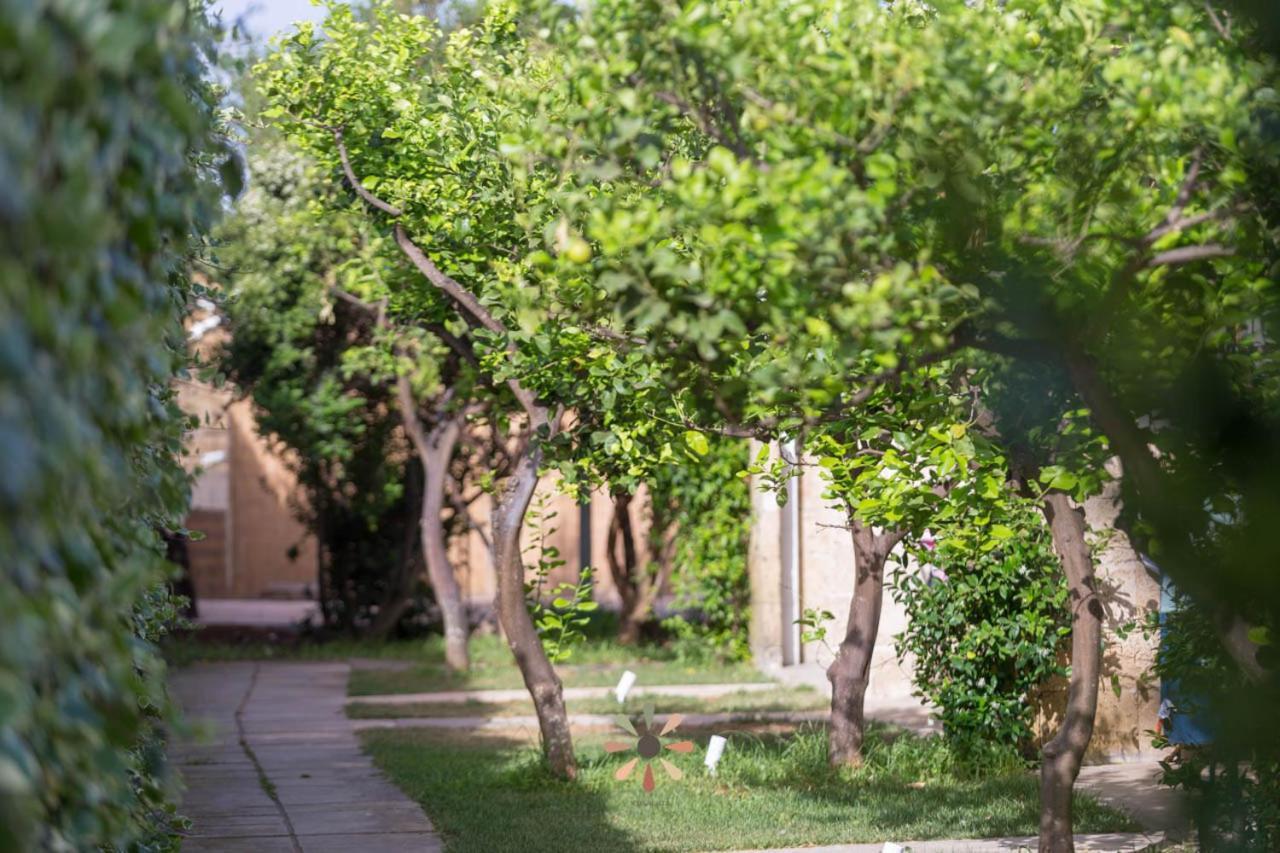 Agriturismo Tenuta Margherita Villa Torre Lapillo Kültér fotó