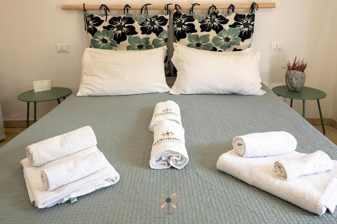 Agriturismo Tenuta Margherita Torre Lapillo Kültér fotó